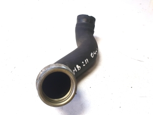 Mercedes Benz E-Class W211 (2002–2009) Jahutusradiaatori voolik A2115011282 - 4