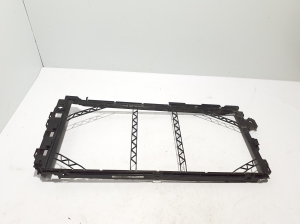 VOLVO XC40 (2017–2026) A/C condenser bracket 31474707 - 2