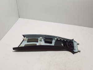 VOLVO XC60 (2017–2026) Garniture intérieure du montant B 32314855 - 4