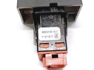 Citroen Jumpy (2016–2026) Hazard light switch 9809181677 - 3