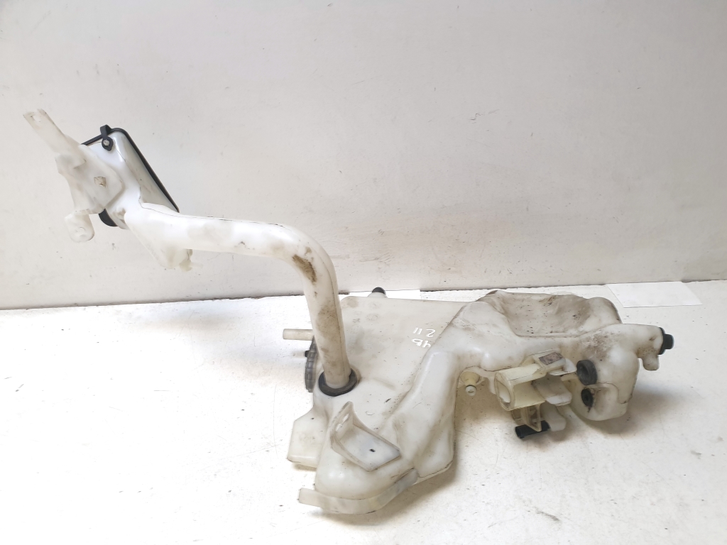 Mercedes Benz E-Class W211 (2002–2009) Front washer fluid reservoir 2118601460 Mercedes Benz E-Class W211 (2002–2009) Front washer fluid reservoir 2118601460