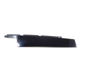   Autre pièce de porte avant de voiture 