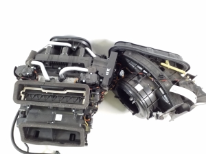 VOLVO XC60 (2017–2026) Heizung und ihre Teile - 5