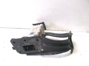 Mercedes Benz E-Class W211 (2002–2009) Shock absorber for front bumper beam - 2