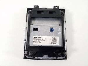 VOLVO XC60 (2017–2026) Ekraan 31456506 - 2