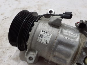 VOLVO XC60 (2017–2026) Compresseur de climatisation 31497908 - 2