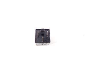 VOLVO XC60 (2017–2026) Relais 30765043 - 3