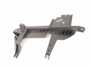 BMW X3 E83 (2003–2010) Headlight bracket 1301073 - 2
