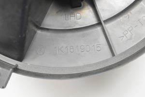 Volkswagen Touran I (2003–2010) Salongi puhuri mootor 1K1819015 - 5