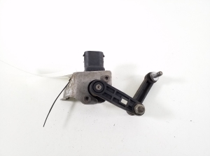 VOLVO XC60 (2017–2026) Niveausensor vorne 31360328 - 3