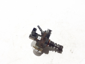 Pompe à carburant - 31669129