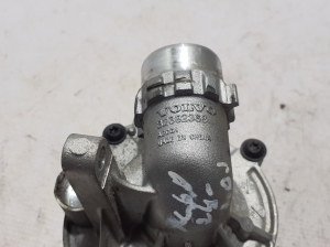 VOLVO XC60 (2017–2026) Veepump 32382368 - 2