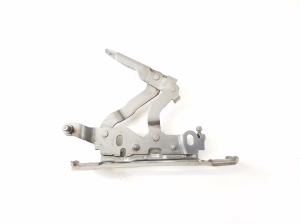 Mercedes Benz C-Class 204 (2007–2014) Hood hinge A2048800728 - 3
