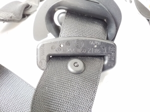 Mercedes Benz C-Class 204 (2007–2014) Sicherheitsgurt vorne A2048602186 - 2