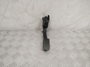 Accelerator pedal - 180101626R