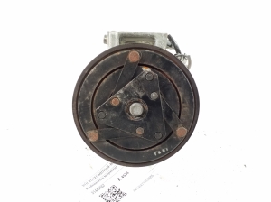 VOLVO XC60 (2017–2026) Konditsioneeri kompressor 31449067 - 3