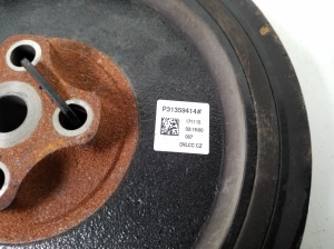 VOLVO XC60 (2017–2026) Crankshaft pulley 31359414 - 3