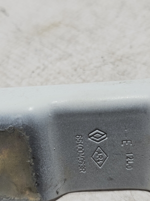 Dacia Sandero III (2021–2026) Hood hinge 654004053R - 3