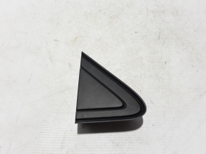 Mirror triangle trim - 638746670R