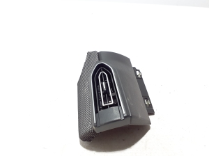 Dacia Sandero III (2021–2026) Dashboard trim 683101161R - 4