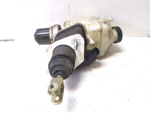 Mercedes Benz E-Class W211 (2002–2009) Brake master cylinder A0004300312 - 5