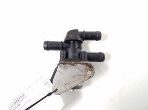 VOLVO XC60 (2017–2026) Auxiliary water pump 31461924 - 3