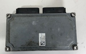 RENAULT Scenic (2003–2010) Motorsteuergerät 8200623620 - 3