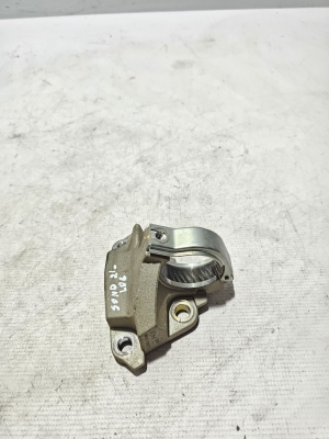 Front drive shaft bracket - 397742429R