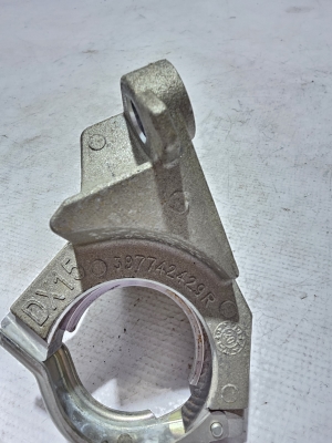 Dacia Sandero III (2021–2026) Front drive shaft bracket 397742429R - 3