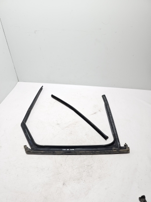 AUDI Q5 (2017–2026) Rear side door outer window molding 80A839432C - 2