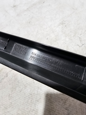AUDI Q5 (2017–2026) Rear side door inner window molding 80A867672 - 2