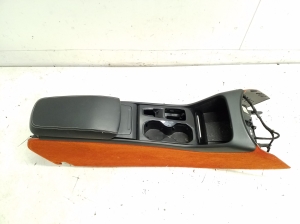 VOLVO XC40 (2017–2026) Center console 31469651 - 5