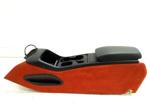 VOLVO XC40 (2017–2026) Center console 31469651 - 6
