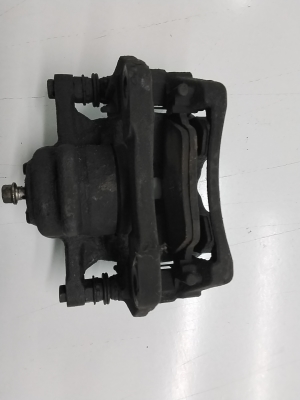 Ford Tourneo Courier I (2014–2026) Eesmine pidurisadul 1834045 - 4