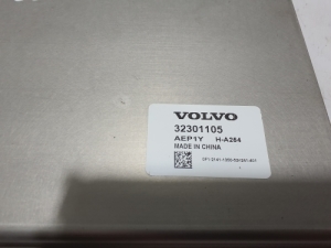 VOLVO S60 III (2018–2026) Aku 32301105 - 4