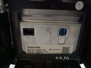 VOLVO XC40 (2017–2026) Screen 31456506 - 2