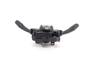VOLVO XC40 (2017–2026) Switch and its parts 31456216 - 3