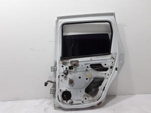 Dacia Duster (2010–2017) Rear side doors 821000291R - 2