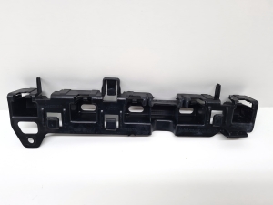Front fender bracket - 7387341