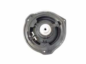Mercedes Benz C-Class 204 (2007–2014) Speaker A2049062401 - 3