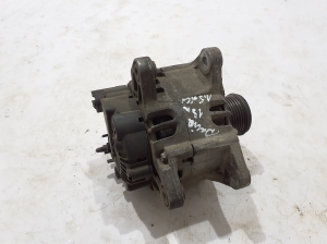 Dacia Duster (2010–2017) Alternator 231007707R - 2