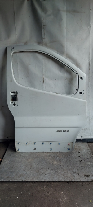 Porte avant