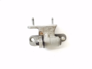 Mercedes Benz C-Class 204 (2007–2014) Front door lower hinge A2047201837 - 2