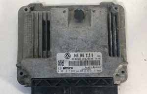 Skoda Fabia MK 2 (2007–2014) Engine control unit 045906013Q - 2