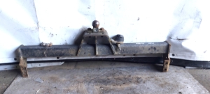 Tow hitch - 