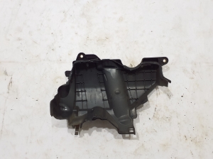 Dacia Duster (2010–2017) Mootori ilukate 175B12233R - 2