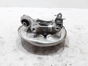 AUDI Q5 (2017–2026) Tagumine rumm 80A505436J - 4
