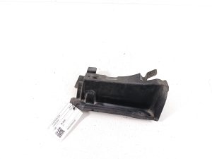Verkleidung unter der Motorhaube - 31651566