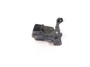   Garniture sous le capot 