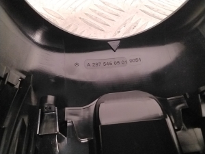 Mercedes Benz EQE X294 (2022–2026) Stūres statņa apdare A2975450501 - 2